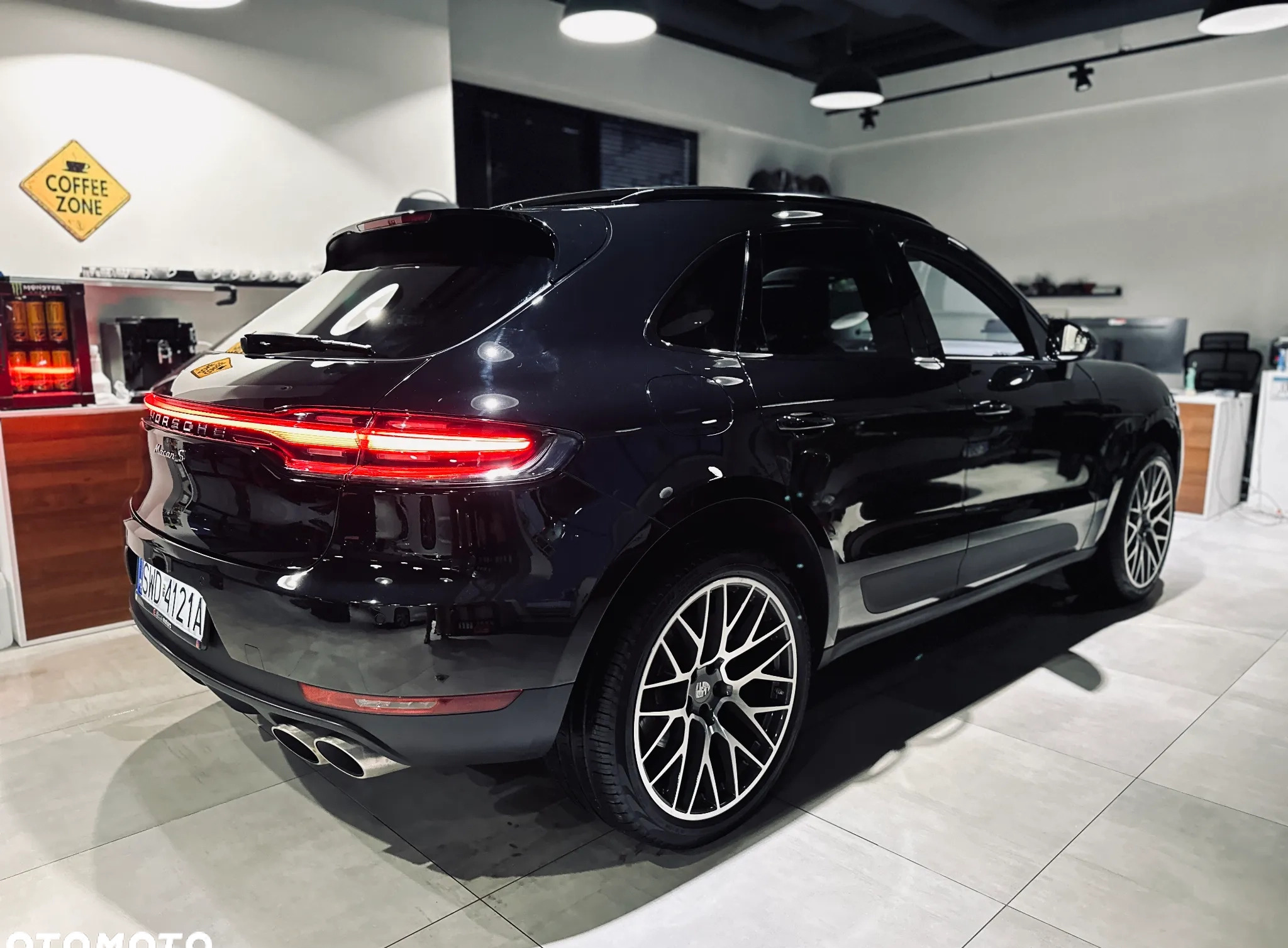 Porsche Macan cena 239000 przebieg: 35000, rok produkcji 2019 z Serock małe 781